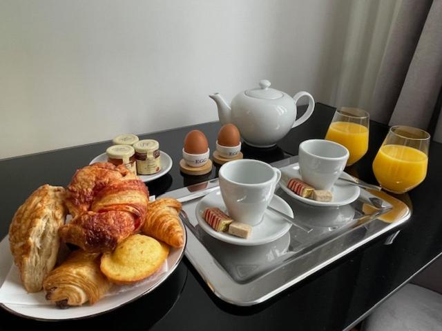 Grand Appartement D'Exception Au Chateau Randin Écully Eksteriør billede
