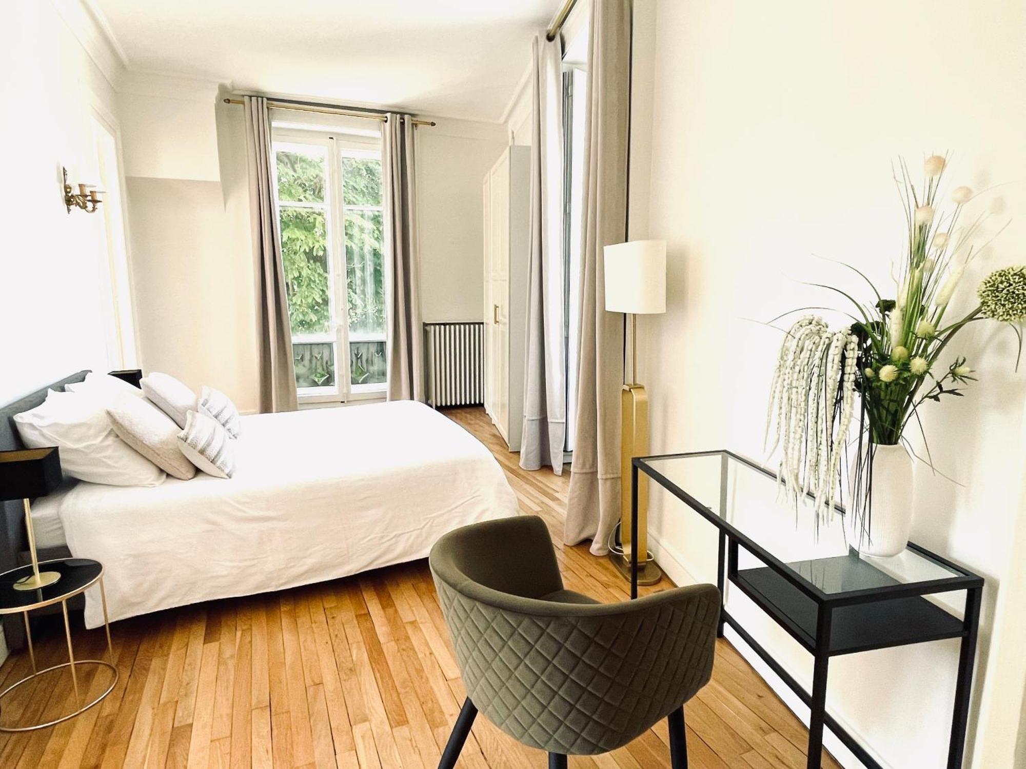 Grand Appartement D'Exception Au Chateau Randin Écully Eksteriør billede